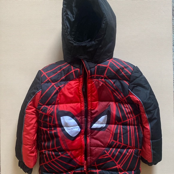 MARVEL Spider-Man Winter Puffer Coat 3T - Picture 1 of 5